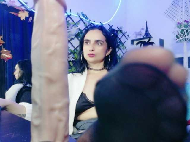 kandyparis live cam on BongaCams