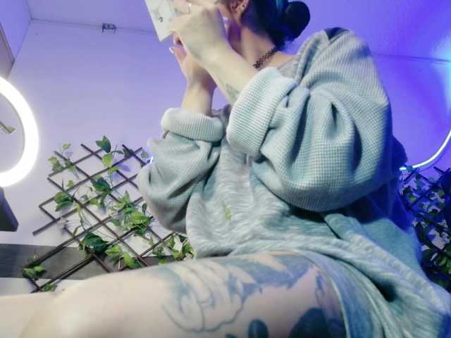 kandyparis live cam on BongaCams