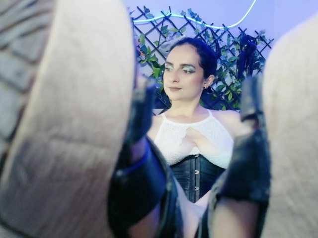 kandyparis live cam on BongaCams