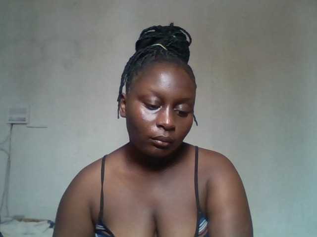 Sexyassgoddess live cam on BongaCams
