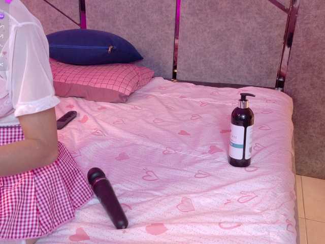 Sateh-and-Hikary live cam on BongaCams