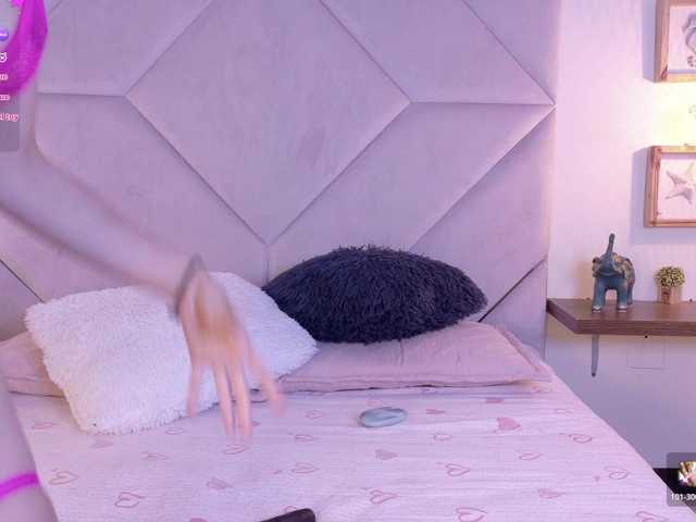 Sateh-and-Hikary live cam on BongaCams