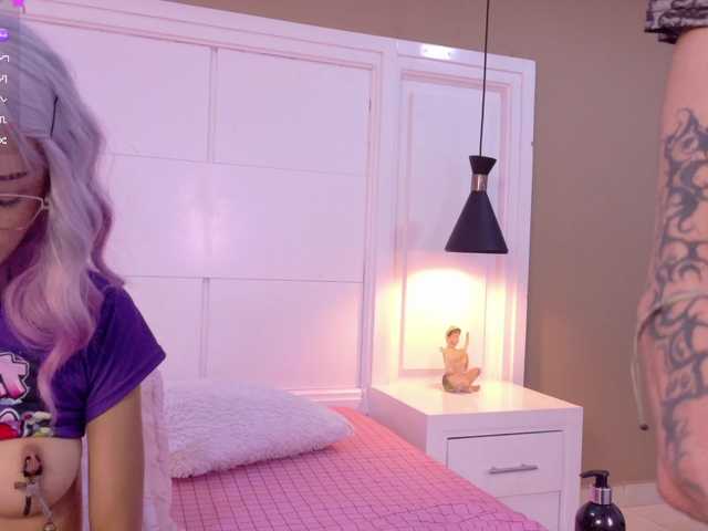 Sateh-and-Hikary live cam on BongaCams