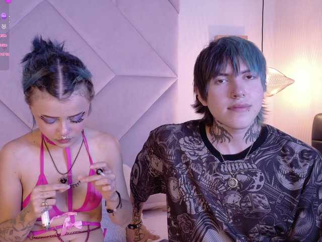 Sateh-and-Hikary live cam on BongaCams