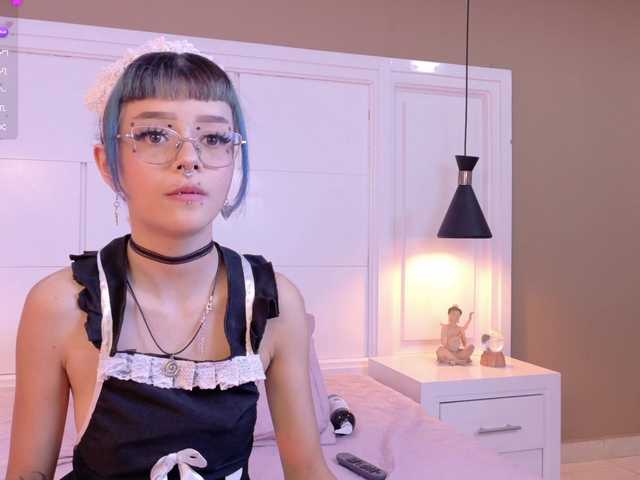 Sateh-and-Hikary live cam on BongaCams