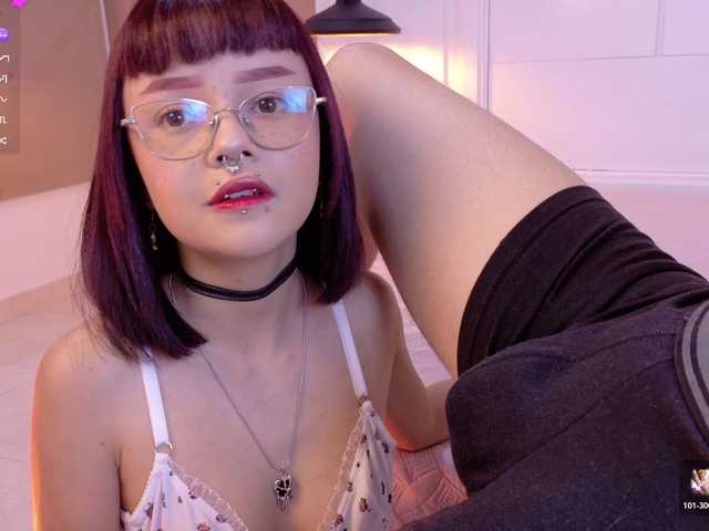 Sateh-and-Hikary live cam on BongaCams
