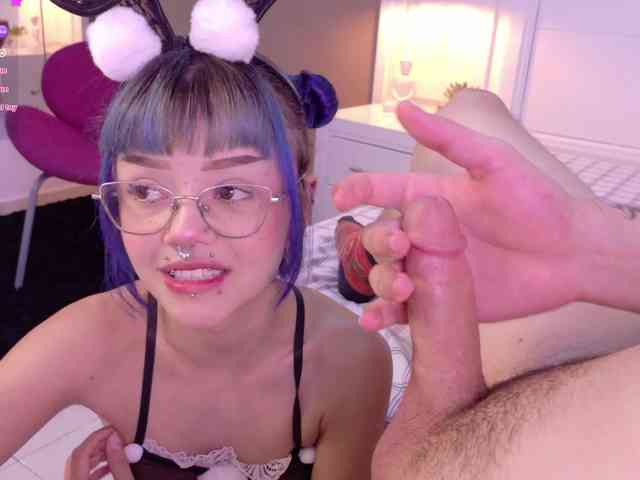Sateh-and-Hikary Sex Cam Show