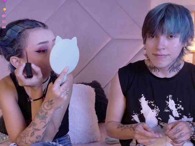 Sateh-and-Hikary Live Webcam on BongaCams