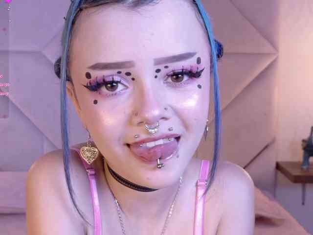 Sateh-and-Hikary Live Webcam on BongaCams