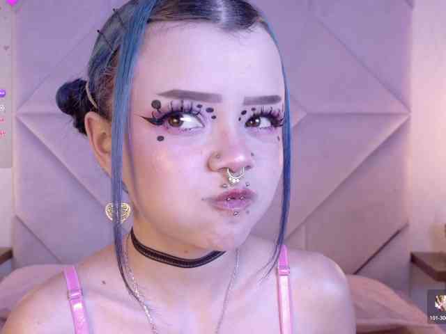 Sateh-and-Hikary Live Webcam on BongaCams
