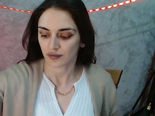 FlirtyRoxi
