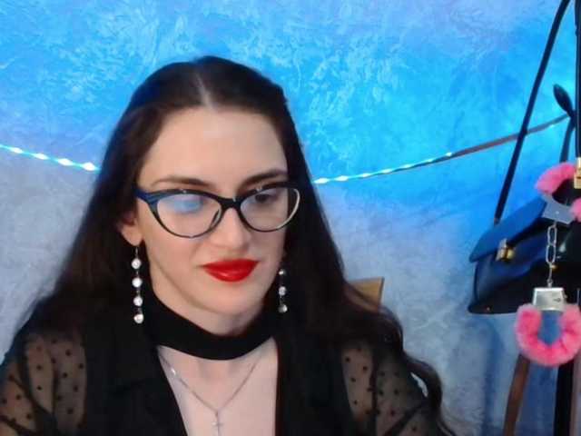 FlirtyRoxi