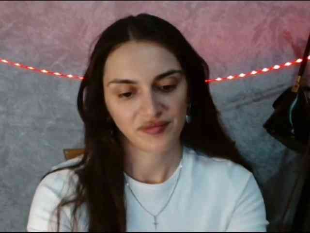 FlirtyRoxi webcam