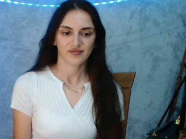FlirtyRoxi webcam