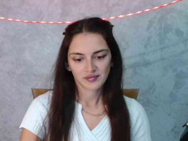 FlirtyRoxi webcam