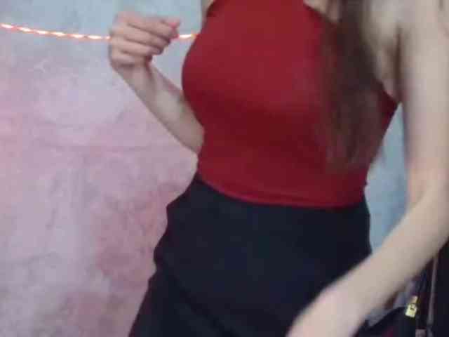Model: FlirtyRoxi