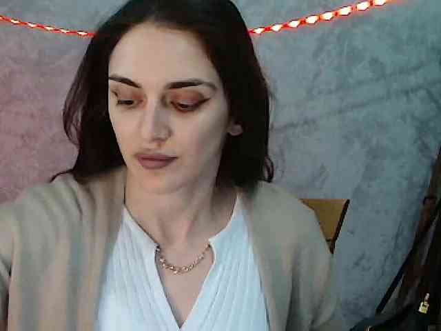 FlirtyRoxi