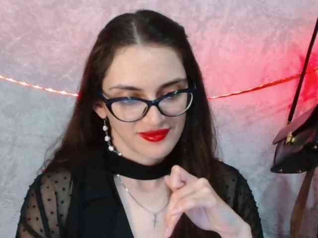 FlirtyRoxi webcam