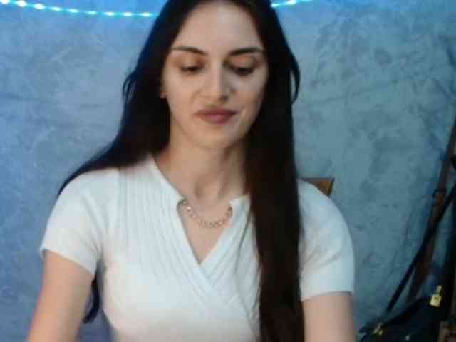 FlirtyRoxi webcam