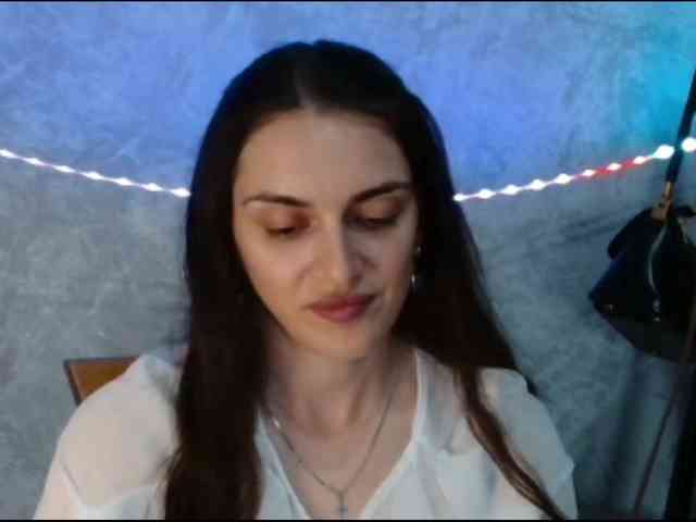 FlirtyRoxi webcam