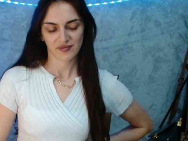 FlirtyRoxi webcam