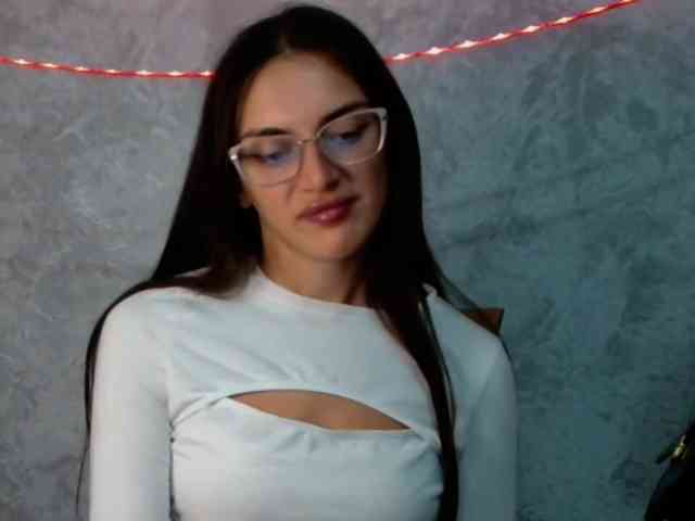 FlirtyRoxi