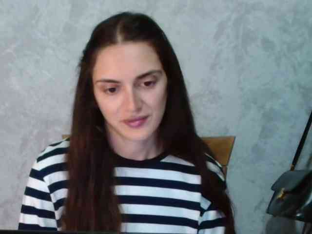 FlirtyRoxi webcam