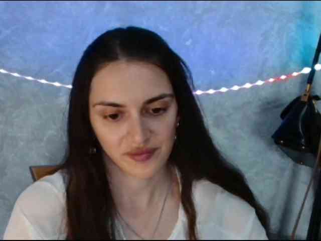 FlirtyRoxi webcam