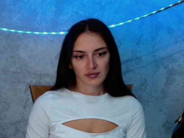 FlirtyRoxi webcam