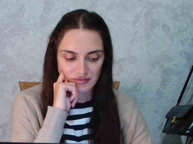 FlirtyRoxi webcam