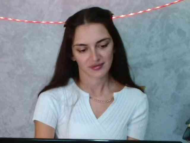 FlirtyRoxi webcam
