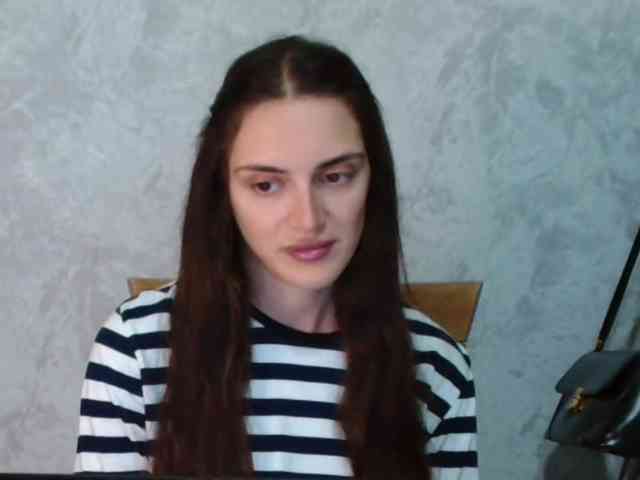 FlirtyRoxi webcam