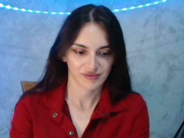 FlirtyRoxi webcam
