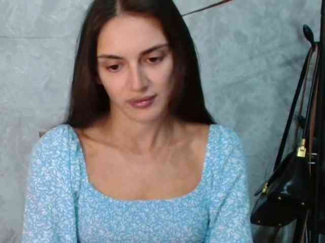 FlirtyRoxi webcam