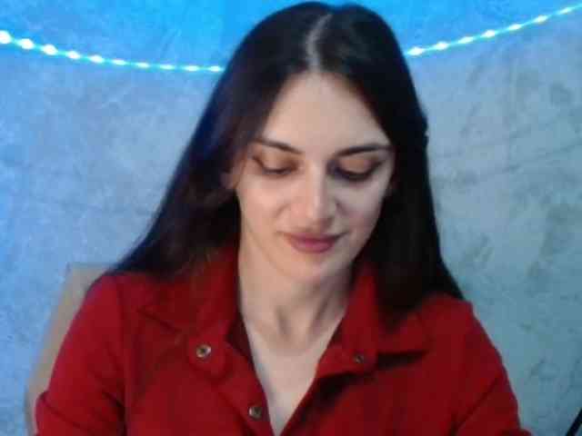 FlirtyRoxi webcam