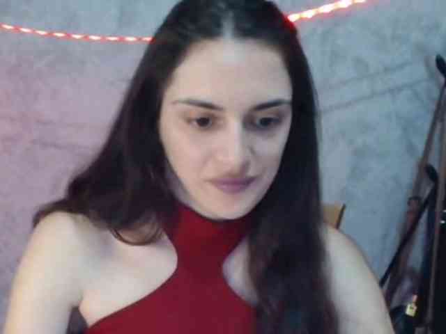 Model: FlirtyRoxi