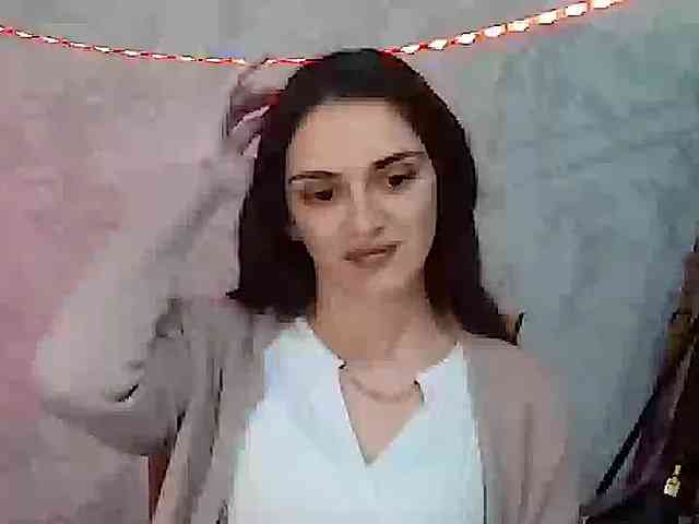 FlirtyRoxi