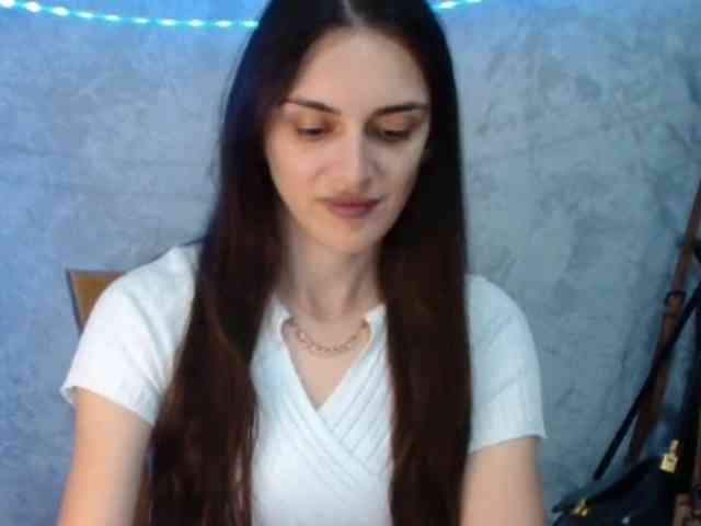 FlirtyRoxi webcam