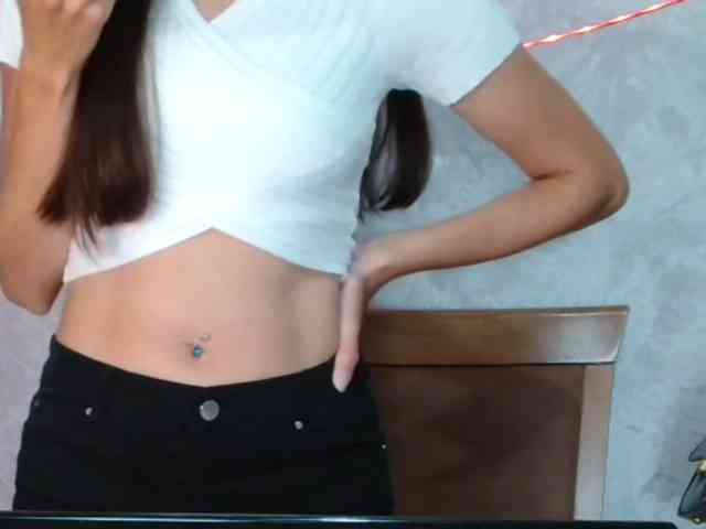 FlirtyRoxi