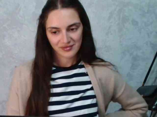 FlirtyRoxi webcam