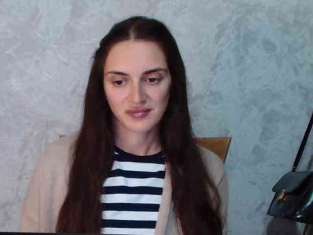 FlirtyRoxi webcam