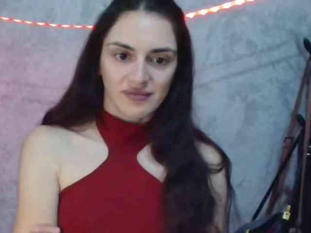 Model: FlirtyRoxi