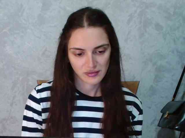 FlirtyRoxi webcam