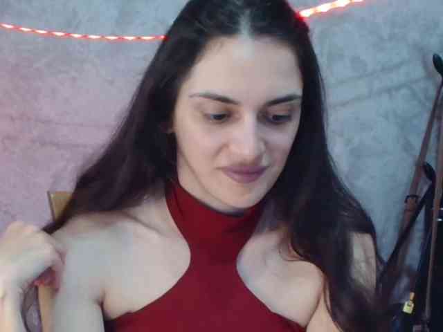Model: FlirtyRoxi