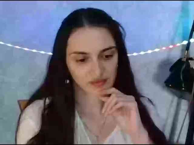 FlirtyRoxi webcam