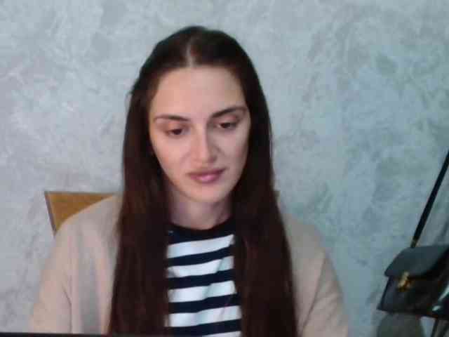FlirtyRoxi webcam