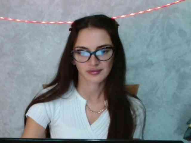 FlirtyRoxi webcam