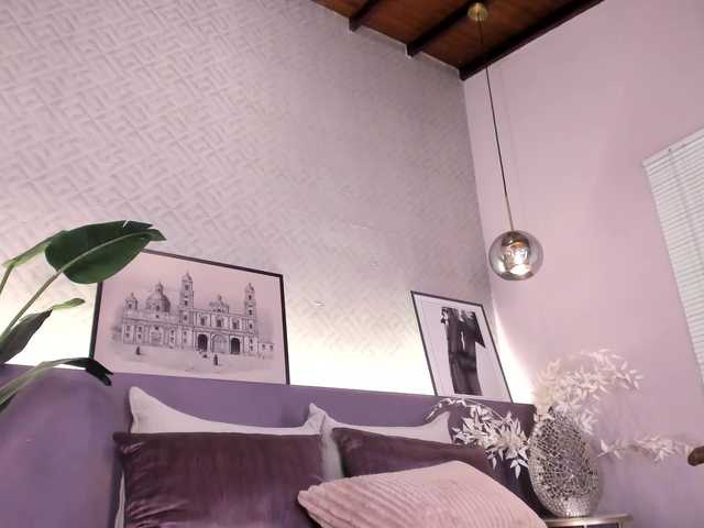 AmbraCohelo live cam on BongaCams