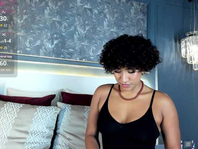 AmbraCohelo live cam on BongaCams