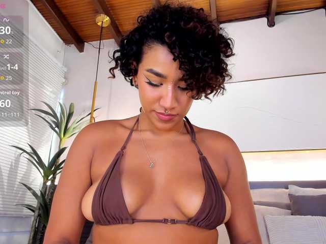 ambracohelo live sex show